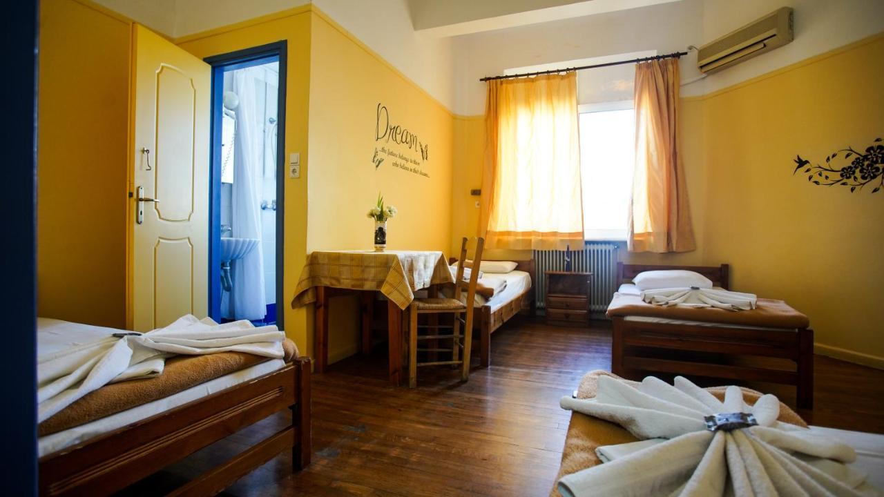 The Student & Travellers Inn Athén Kültér fotó