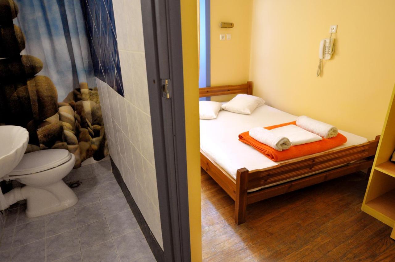 The Student & Travellers Inn Athén Kültér fotó