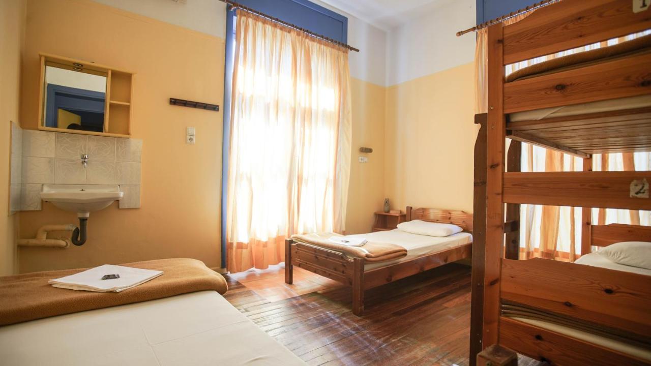 The Student & Travellers Inn Athén Kültér fotó